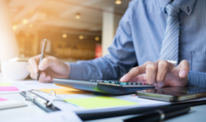 assessor de investimentos